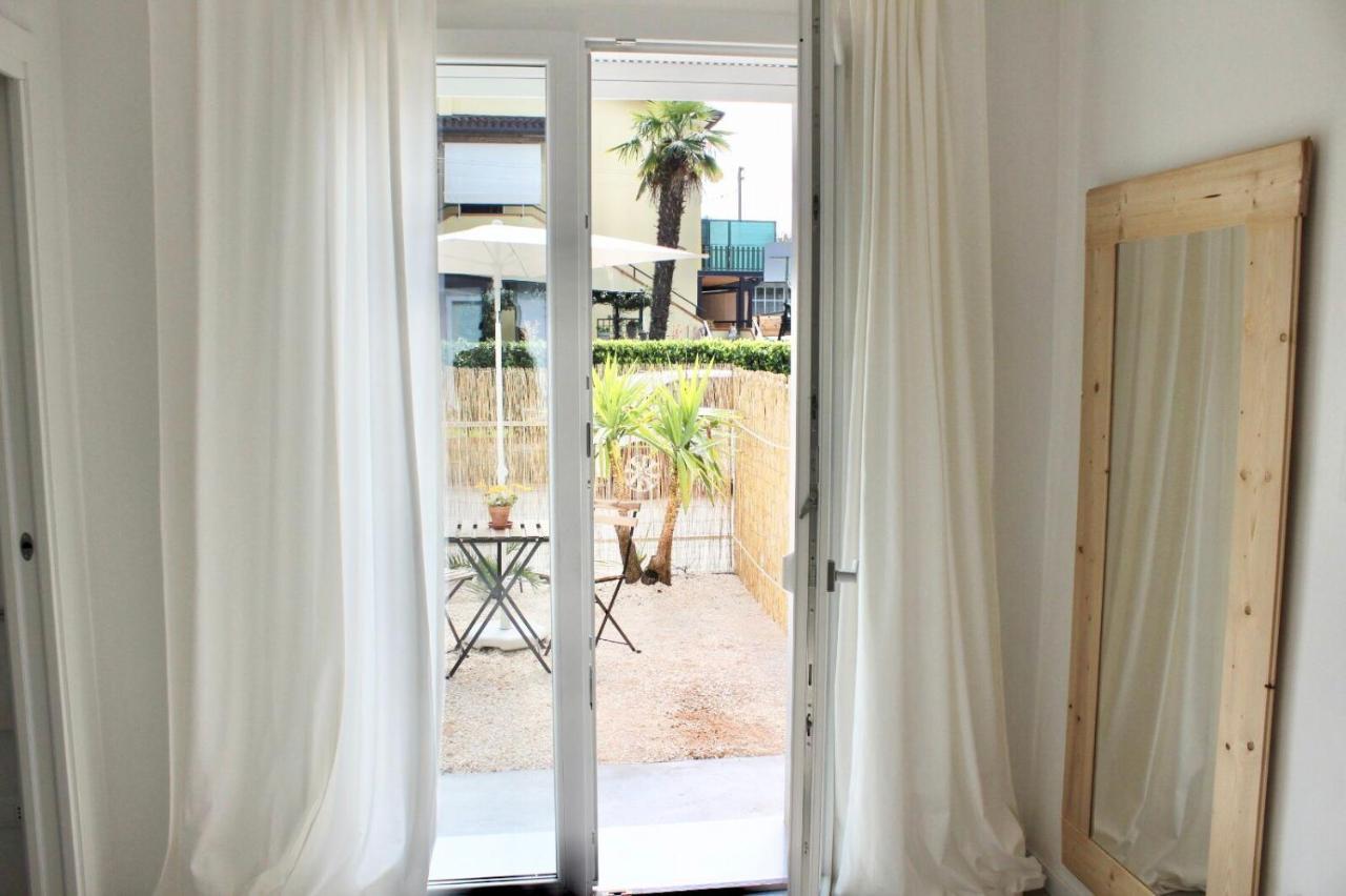 Pathos Guest House Quarto dʼAltino Екстериор снимка